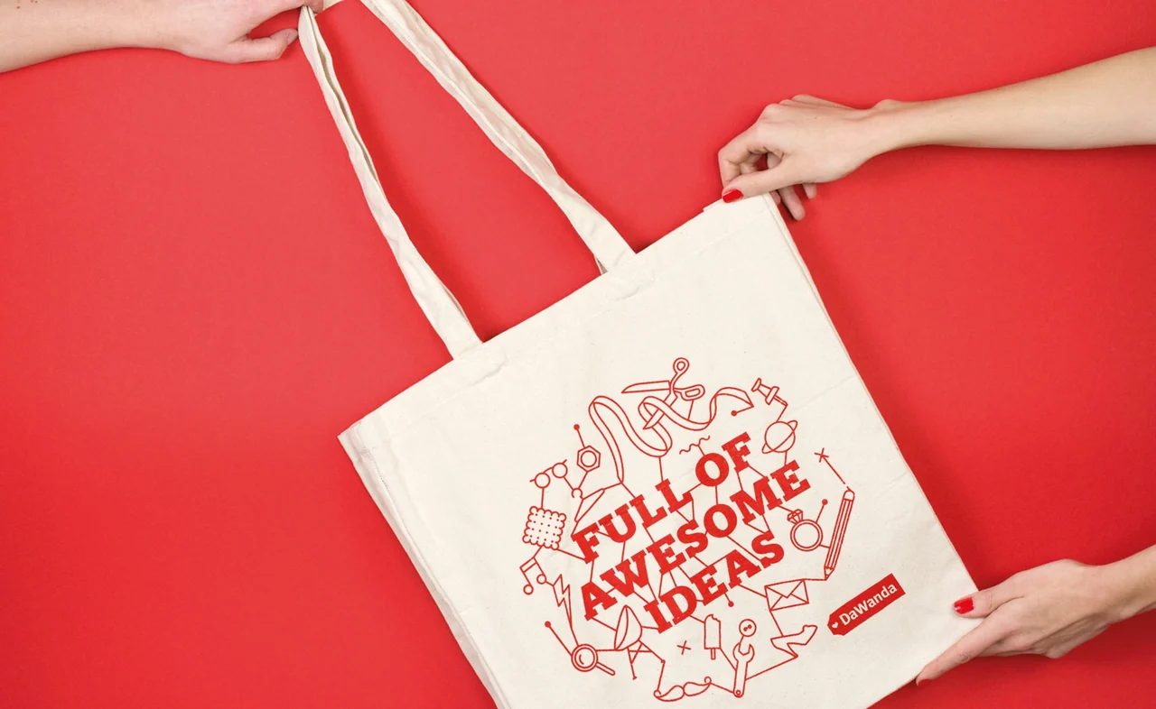 DaWanda tote bag with craft-tool illustrations and the words Full of Awesome Ideas.